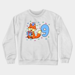 I am 9 with fox - boy birthday 9 years old Crewneck Sweatshirt